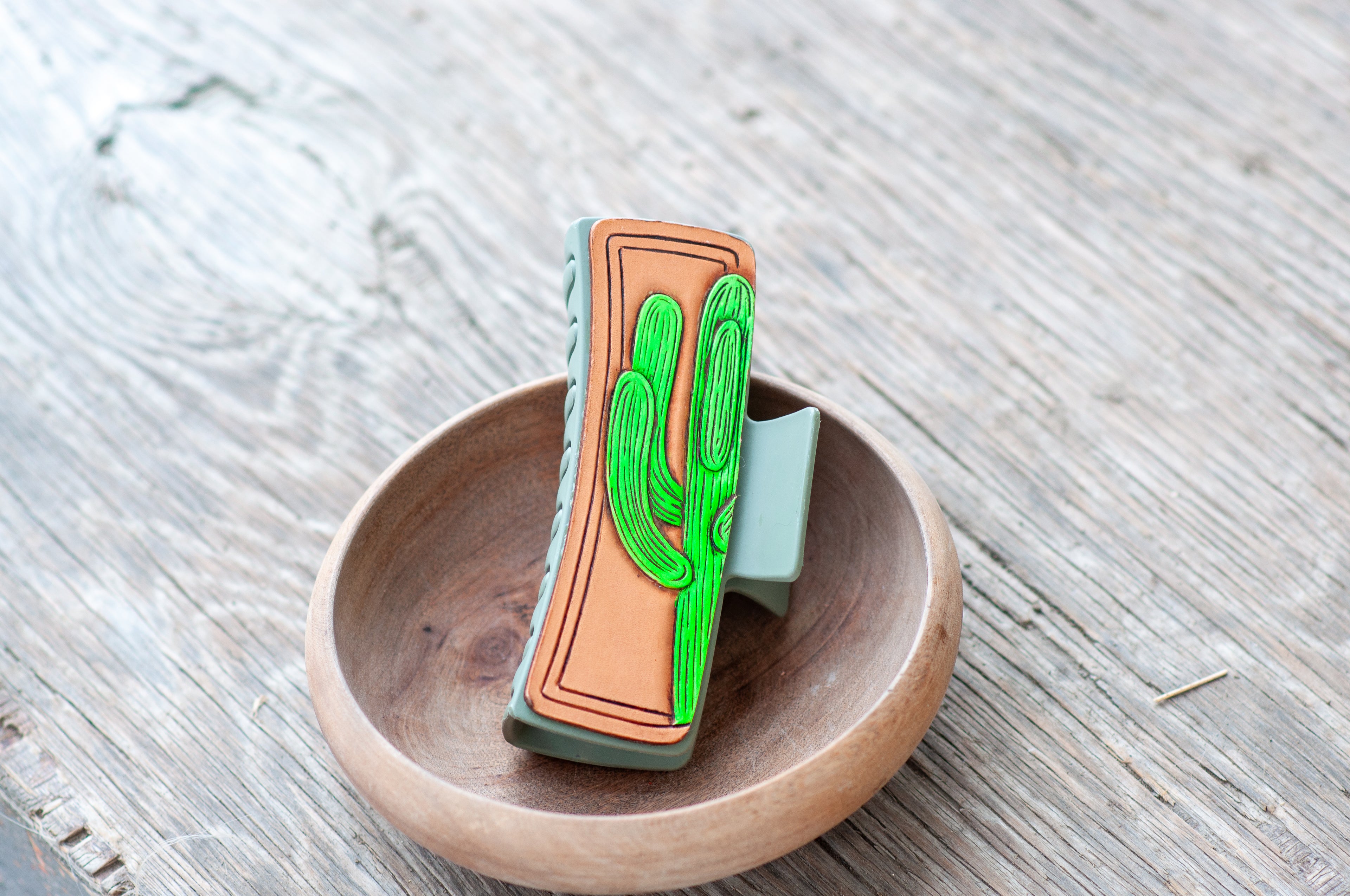 XL 5" Tooled Leather Claw Clips