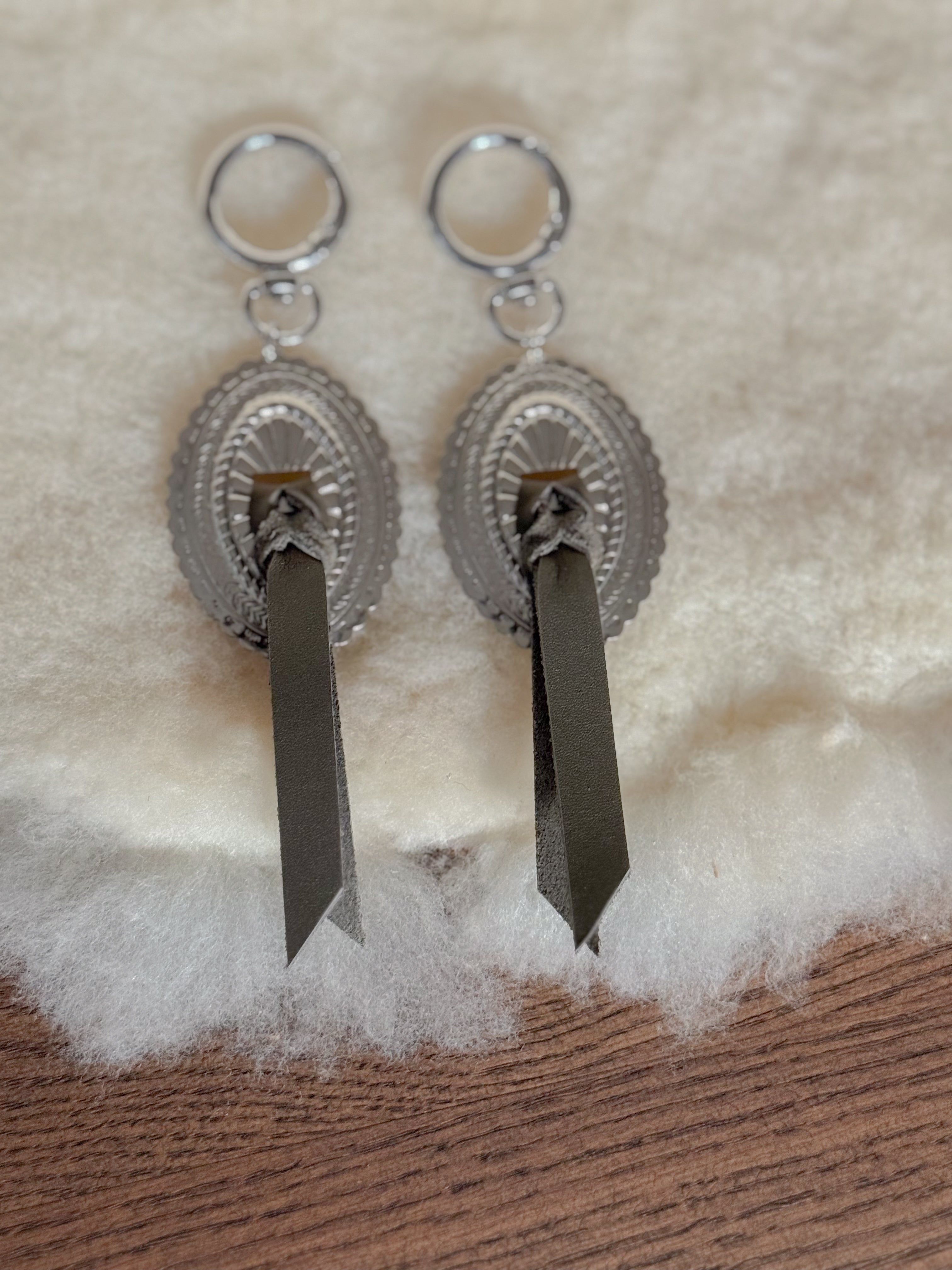 Bleed Knot Concho Keychain